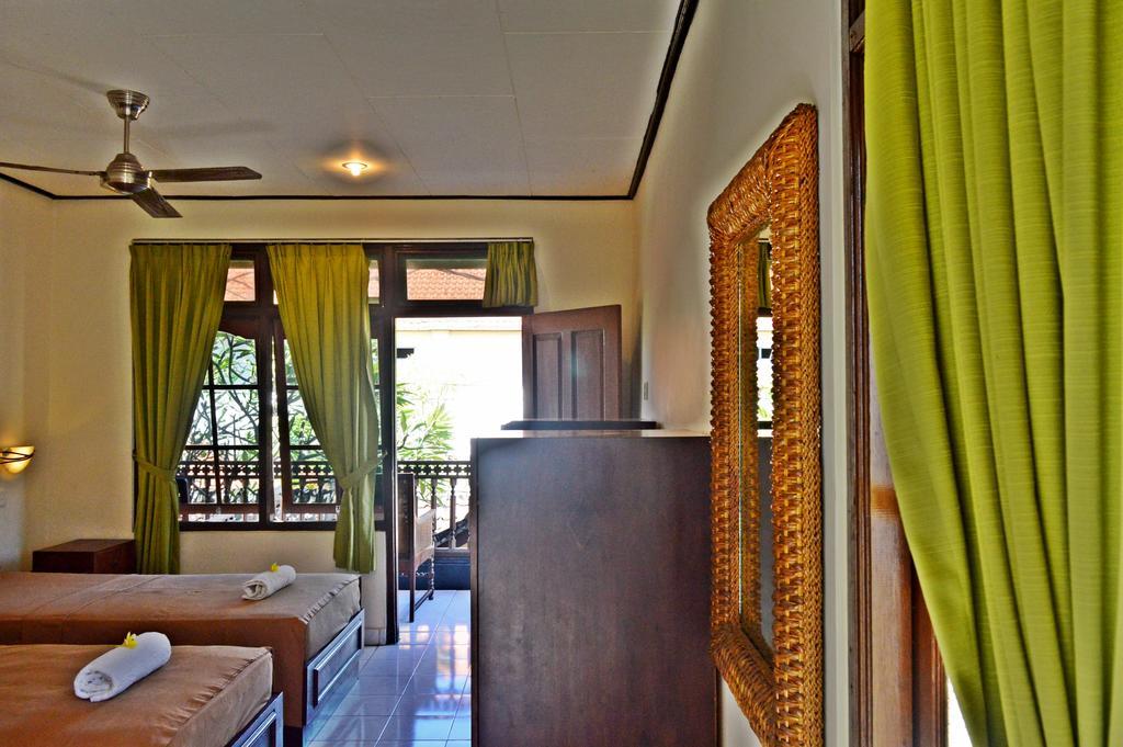 Yulia 2 Homestay Sanur Exterior foto